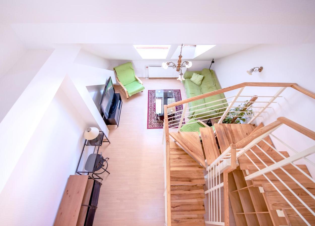 Apartments Vezenska Prague Exterior photo